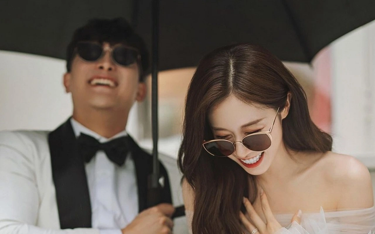 Ungkap Awal Mula Ketemu, Jiyeon T-ara Ternyata Kirim Pesan Ke Suami Duluan