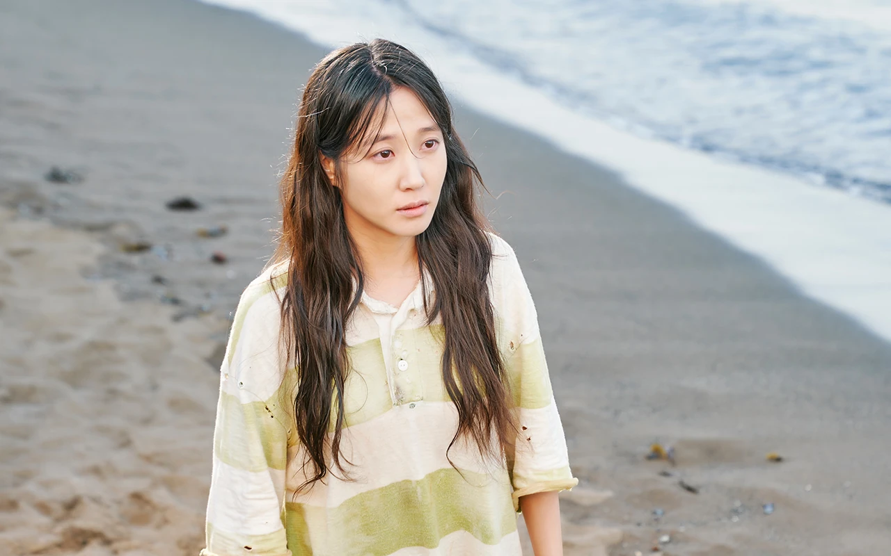'Castaway Diva' Episode 1 & 2 Recap: Park Eun Bin Terdampar, Baru Diselamatkan Usai 15 Tahun