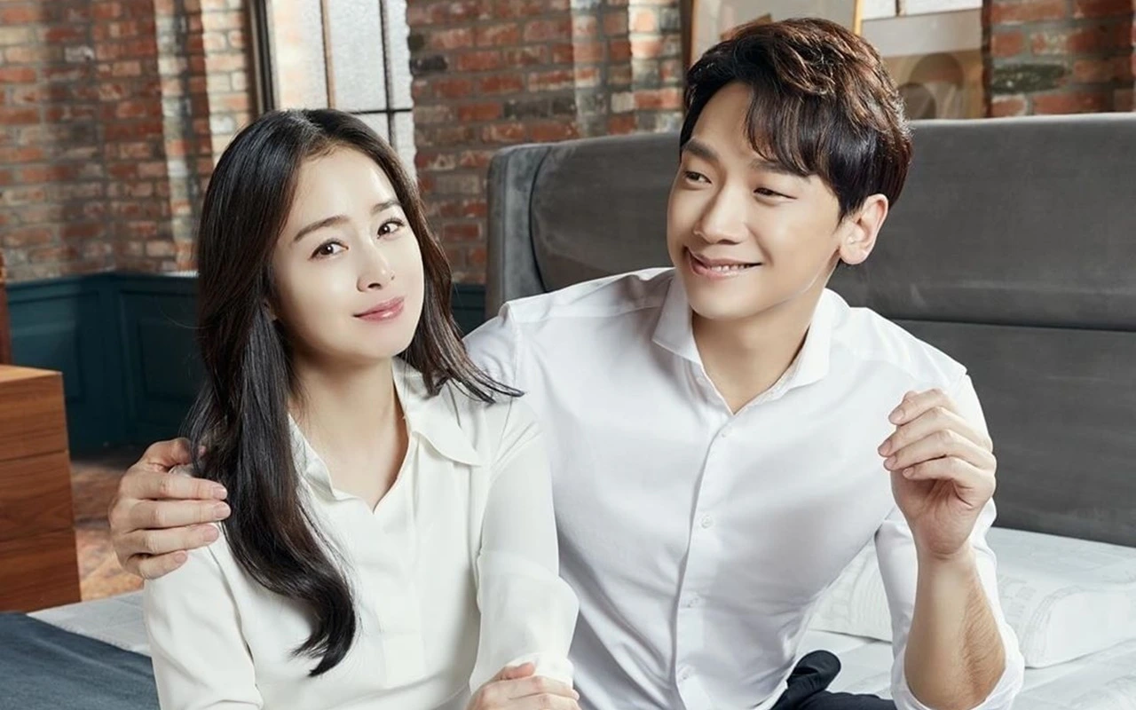 Rain Dan Kim Tae Hee Terciduk Jemput Anak Di AS