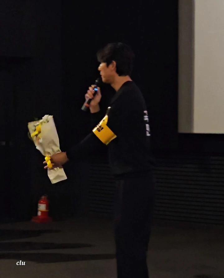 Jung Woo Sung Marahi Petugas Keamanan karena Halangi Fans Masuk Teater