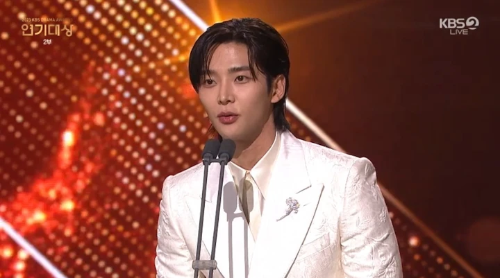 KBS Drama Awards 2023: Prestasi Rowoon Raih Top Excellence Actor Picu Perdebatan