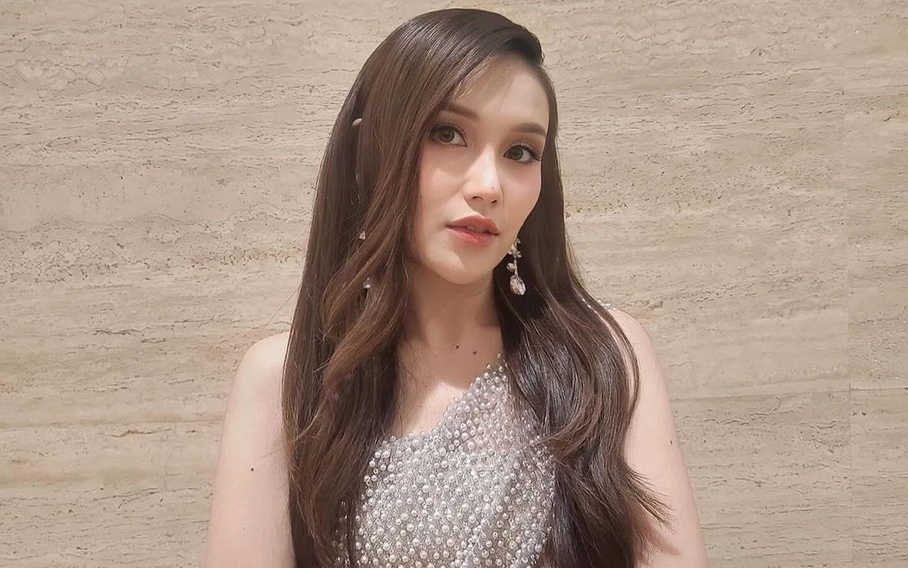 Ayu Ting Ting Tampil Cantik Effortless Dipuji Punya Damage Parah