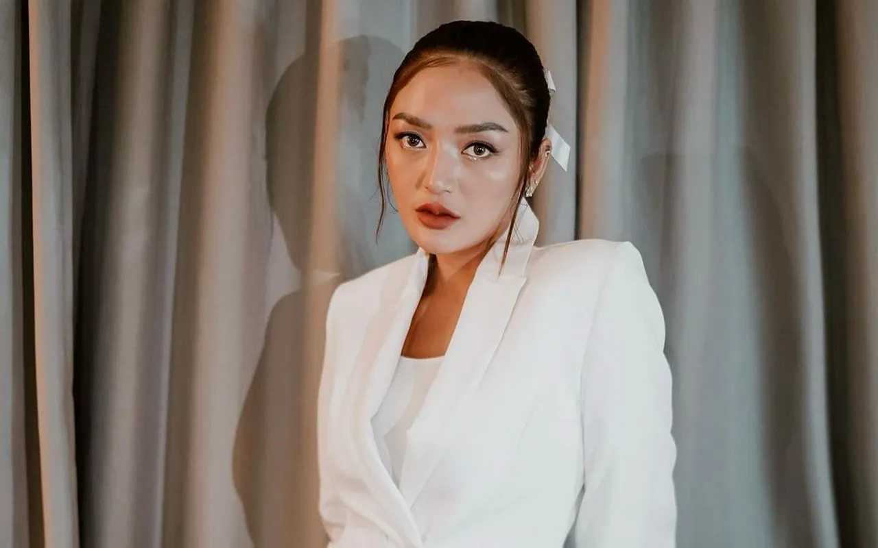 Siti Badriah Kena Demam Drakor 'Marry My Husband' Park Min Young