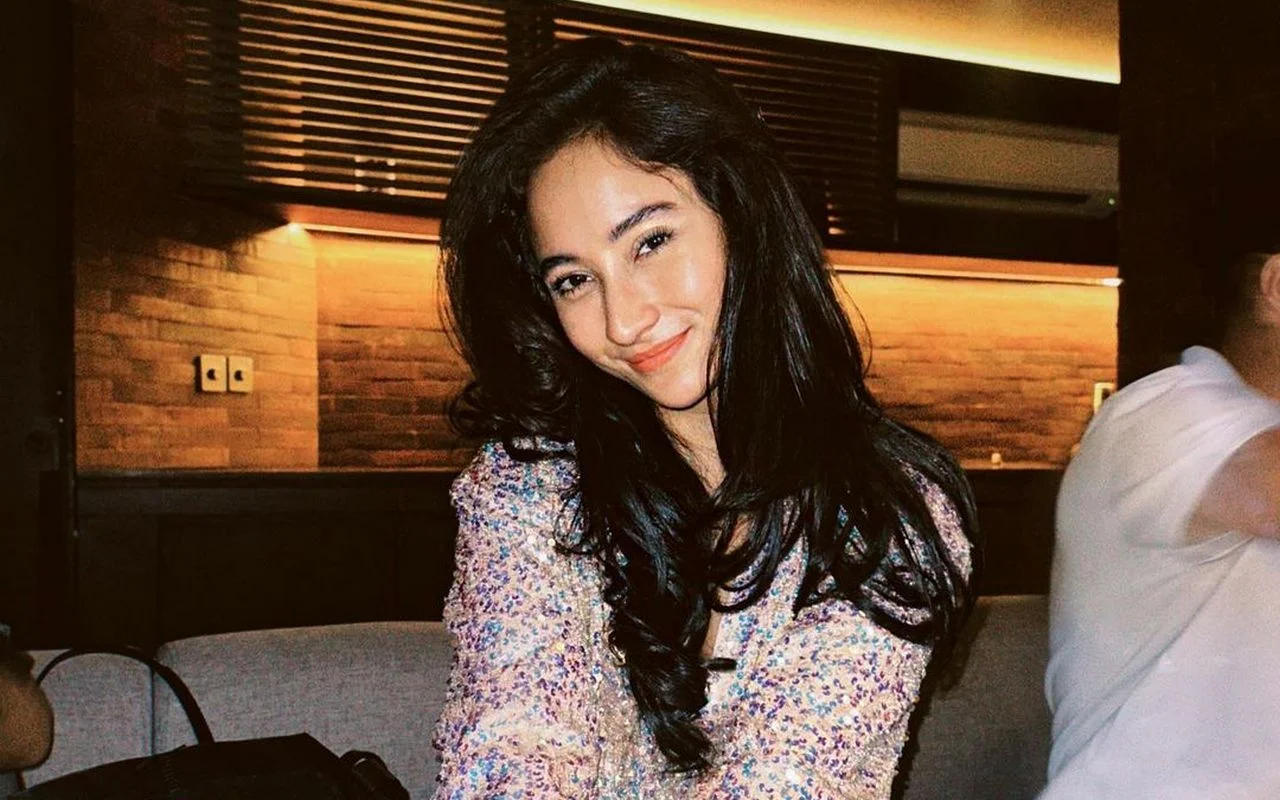 Naomi Zaskia Jadi Perbincangan usai Heboh Potret Mesra Artis Inisial NZ