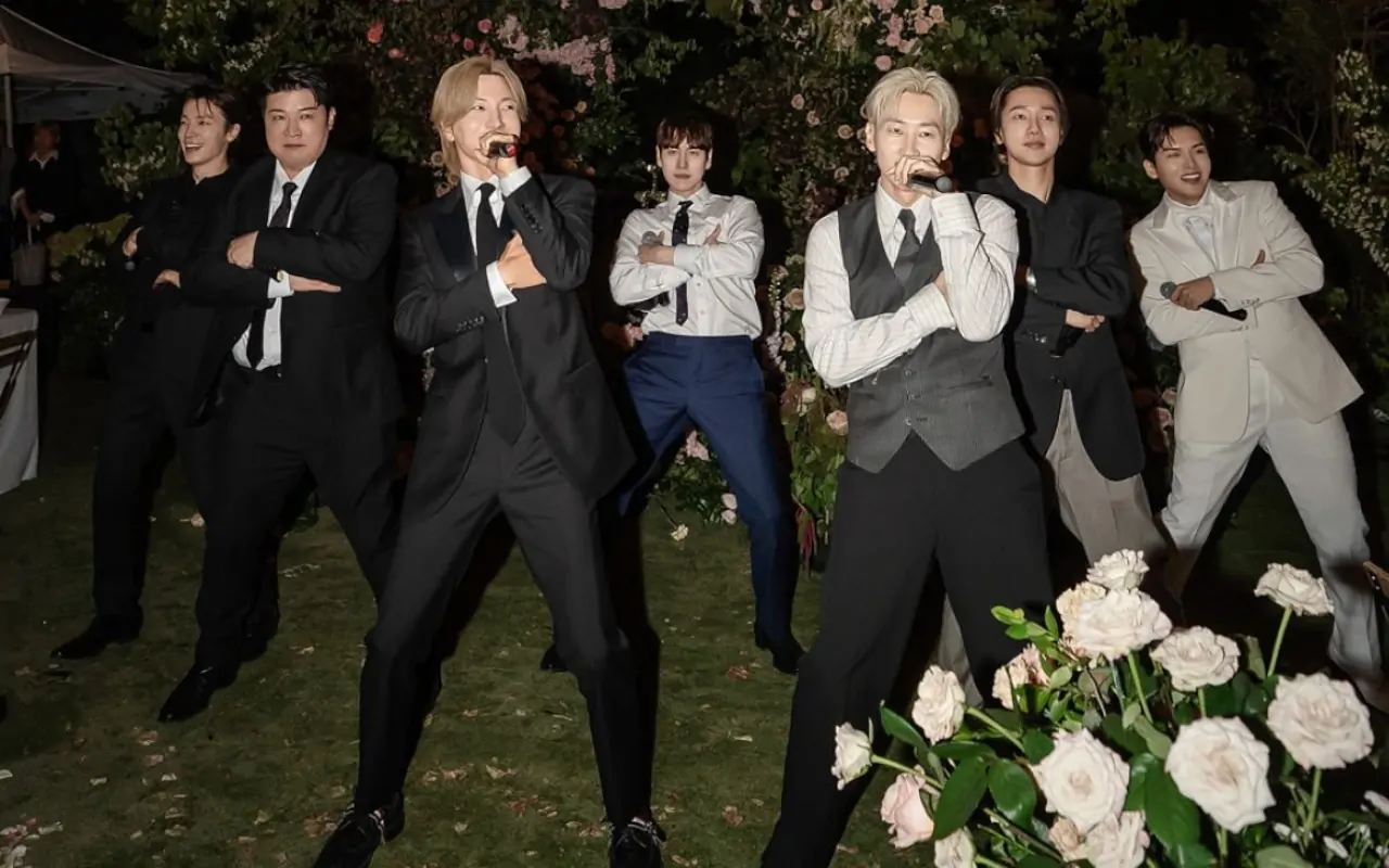 Video Versi HD Super Junior Bawakan 'Sorry Sorry' di Nikahan Ryeowook Bikin Ngakak