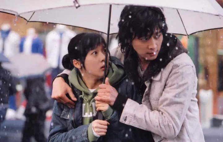 Kang Dong Won Benci Adegan Romantis Bareng Lee Chung Ah di Film \'Temptation of Wolves\'