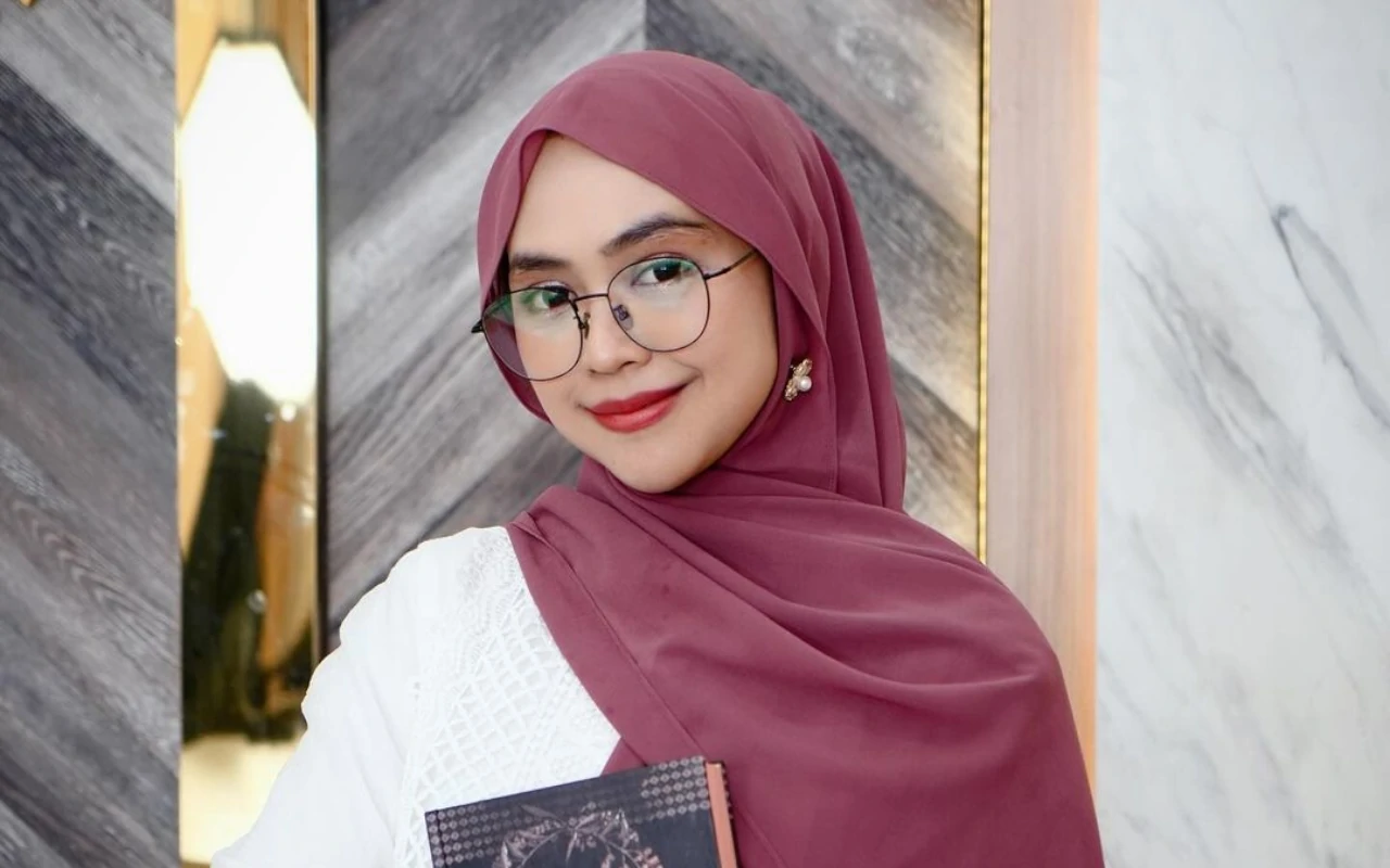 Ria Ricis Cantik Saleha saat Ibadah Haji usai Digunjing soal Eks Satpam Sakit Hati Dipecat
