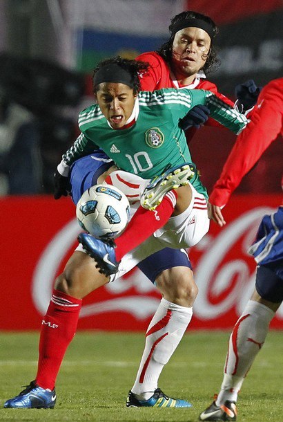 Gambar Foto Chile Kalahkan Meksiko 2-1 di Copa America 2011