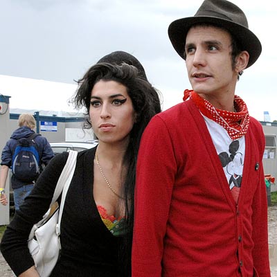 Gambar Foto Amy Winehouse dan Blake Fielder-Civil
