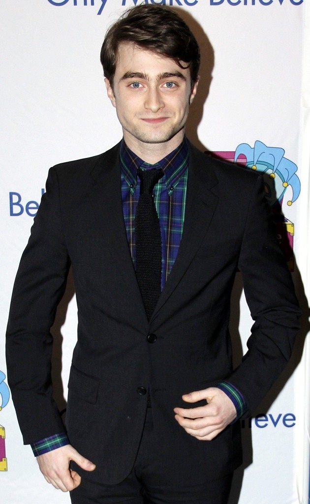 Gambar Foto Daniel Radcliffe Saat Menghadiri Acara Only Make Believe