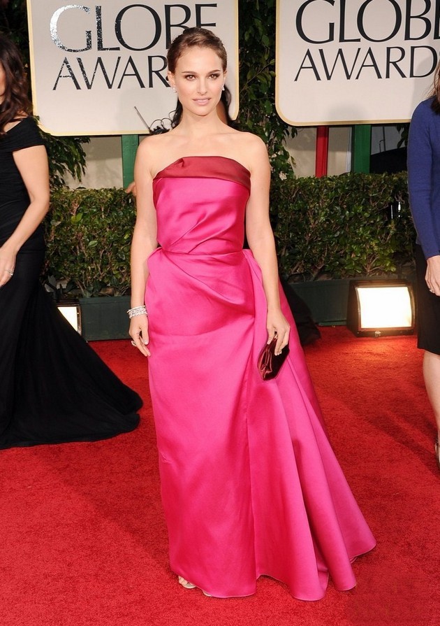 Gambar Foto Natalie Portman di Red Carpet Golden Globes 2012