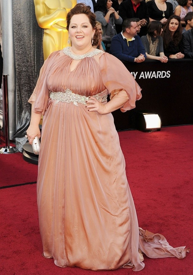 Gambar Foto Melissa McCarthy di Red Carpet Oscar 2012