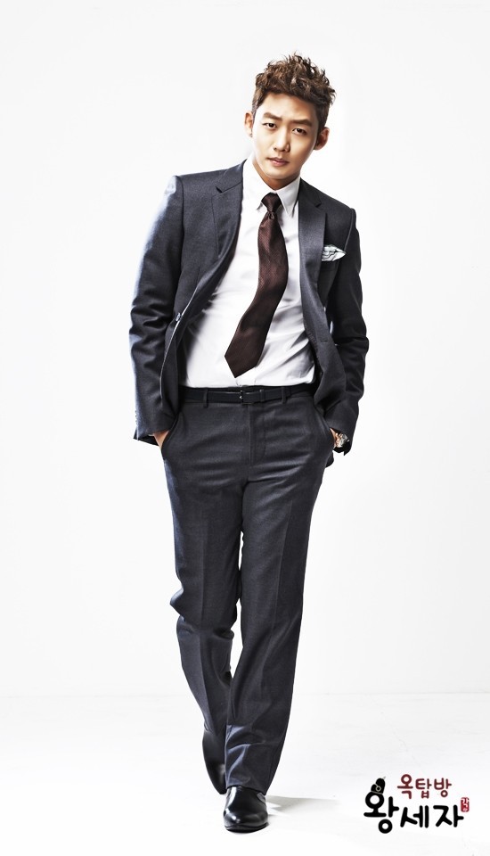 Gambar Foto Lee Tae Sung Berperan Sebagai Sun Woo Ho Joon di Serial 'Rooftop Prince'
