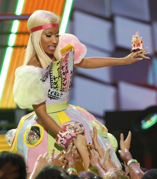 Gambar Foto Nicki Minaj di Kids' Choice Awards 2012