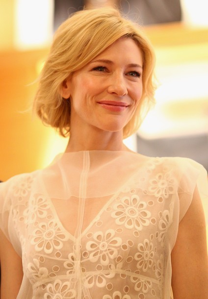 Gambar Foto Cate Blanchett di Opening of the Louis Vuitton Maison