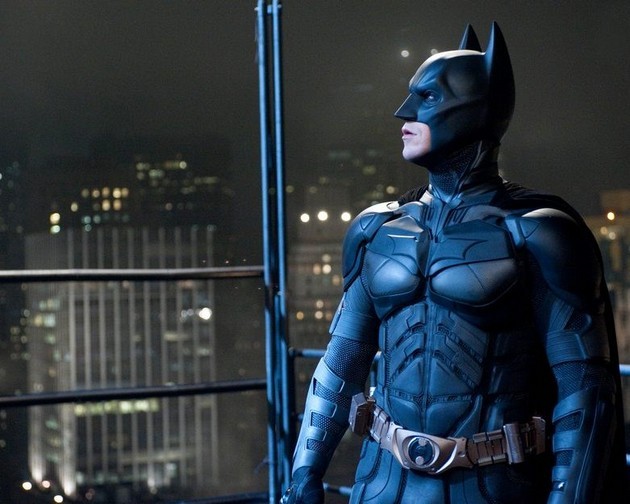 Gambar Foto Christian Bale Sebagai Batman/Bruce Wayne di Film 'The Dark Knight Rises'