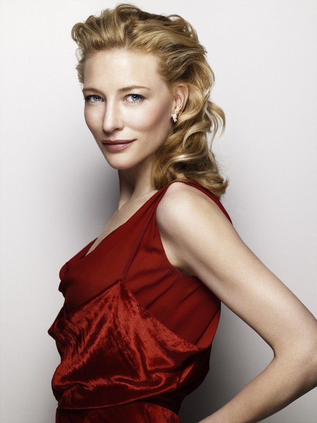 Gambar Foto Cate Blanchett Berpose untuk Majalah InStyle