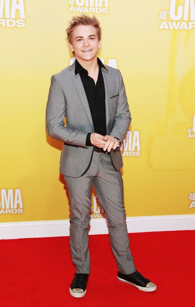 Gambar Foto Hunter Hayes di Red Carpet CMA Awards 2012