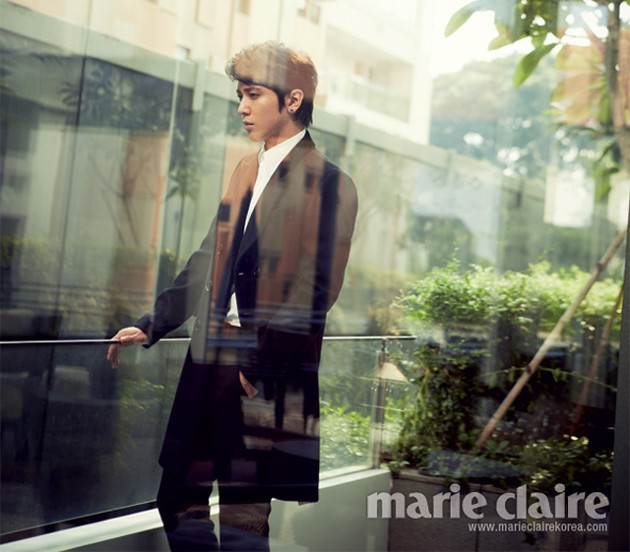 Gambar Foto Jung Yong Hwa CN Blue di majalah Marie Claire Edisi Januari 2013