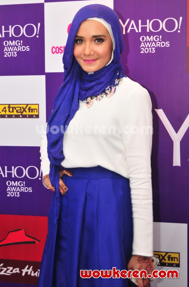 Gambar Foto Zaskia Sungkar Hadir di 'Yahoo OMG! Awards 2013'
