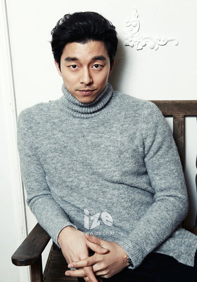 Gambar Foto Gong Yoo di Majalah IZE Edisi Januari 2014