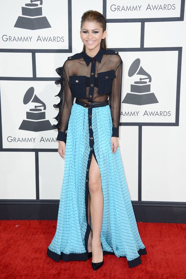 Gambar Foto Zendaya Coleman di Red Carpet Grammy Awards 2014
