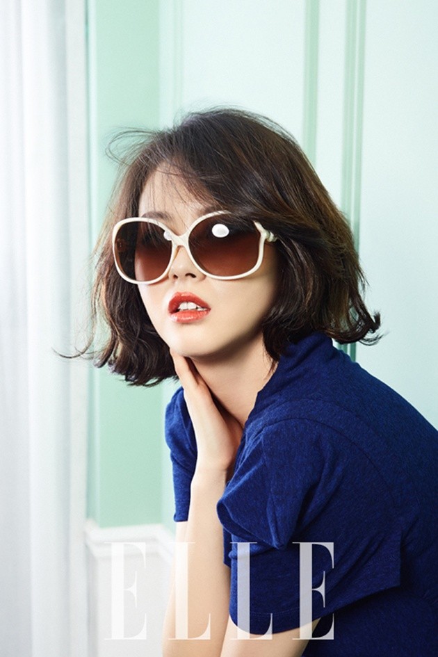 Gambar Foto Go Ara di Majalah Elle Korea Edisi April 2014