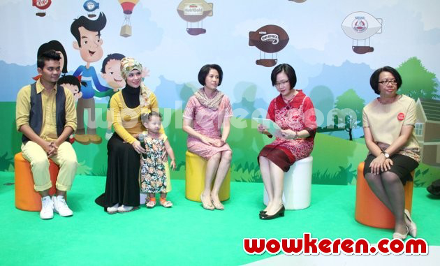 Gambar Foto Indra Bekti dan Aldilla Jelita Saat Mengisi Acara 'Nestle Indonesia'