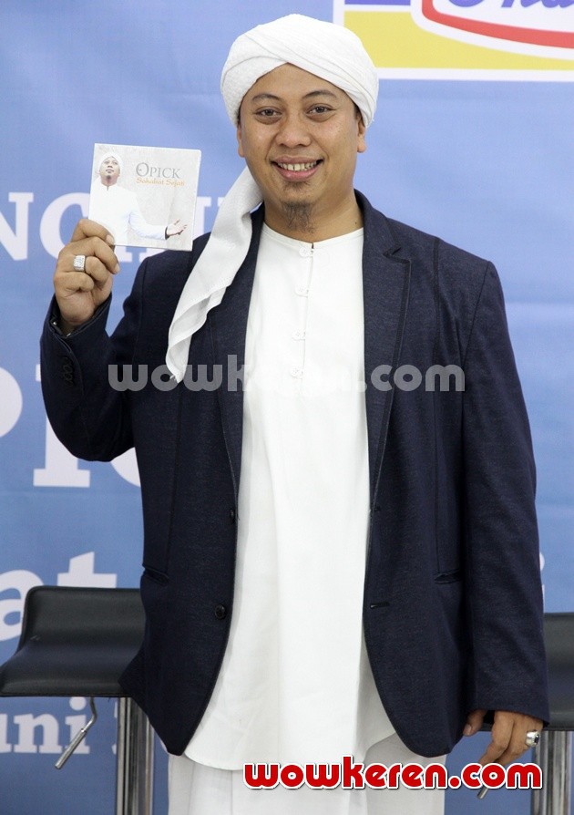 Gambar Foto Opick Launching Album Religi Bertajuk 'Sahabat Sejati'