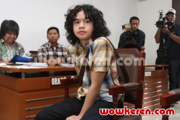 Gambar Foto Dul Jaelani Saat Menjalani Sidang Lanjutan di Pengadilan Negeri Jakarta Timur