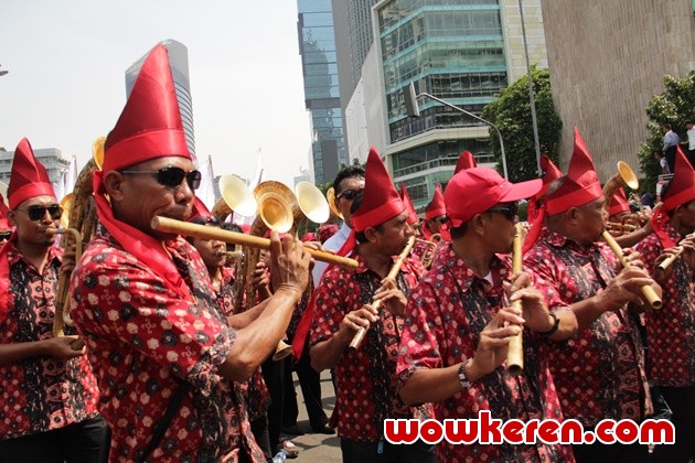 Gambar Foto Kirab Budaya Merayakan Pelantikan Presiden Jokowi