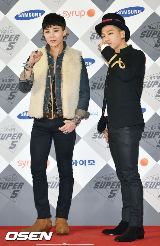 Gambar Foto G-Dragon dan Taeyang Big Bang di Red Carpet SBS Gayo Daejun 2014