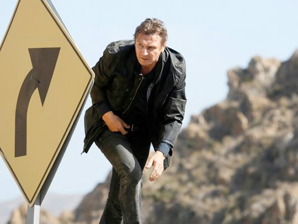 Gambar Foto Akting Liam Neeson di Film 'Tak3n'