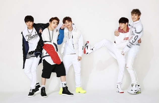 Foto JJCC Photoshoot Single At First Foto 2 dari 8