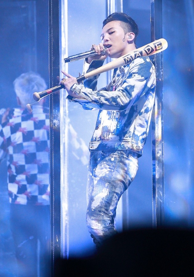 Gambar Foto Leader Big Bang G-Dragon Menyatakan Telah Bekerja Keras untuk Album dan Promosi 'Made'