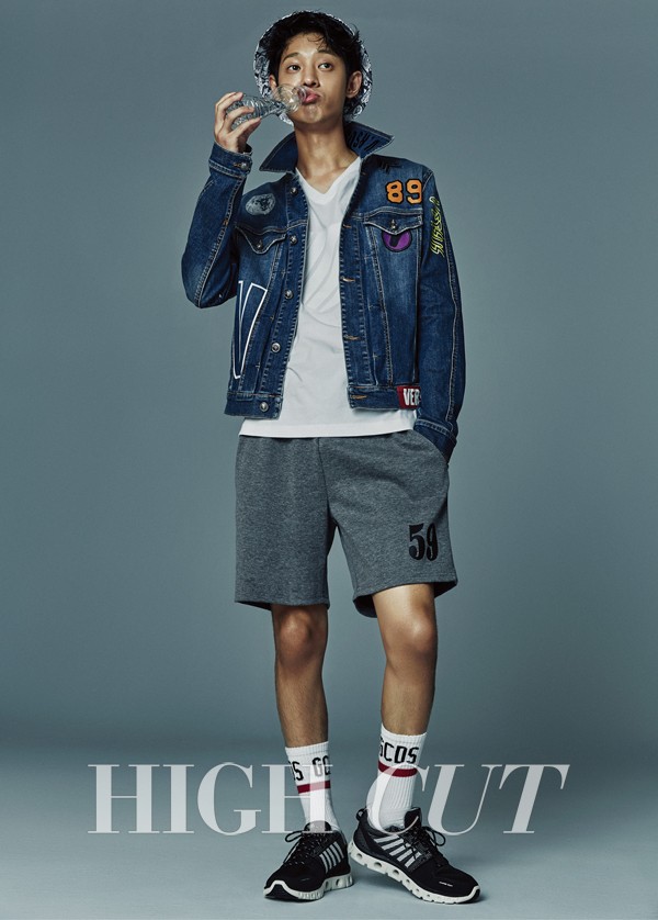 Gambar Foto Jung Joon Young di Majalah High Cut Magazine Vol.148