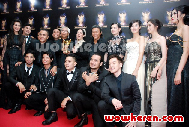 Gambar Foto Sinetron '7 Manusia Harimau' Raih Piala Drama Seri Tervavorit