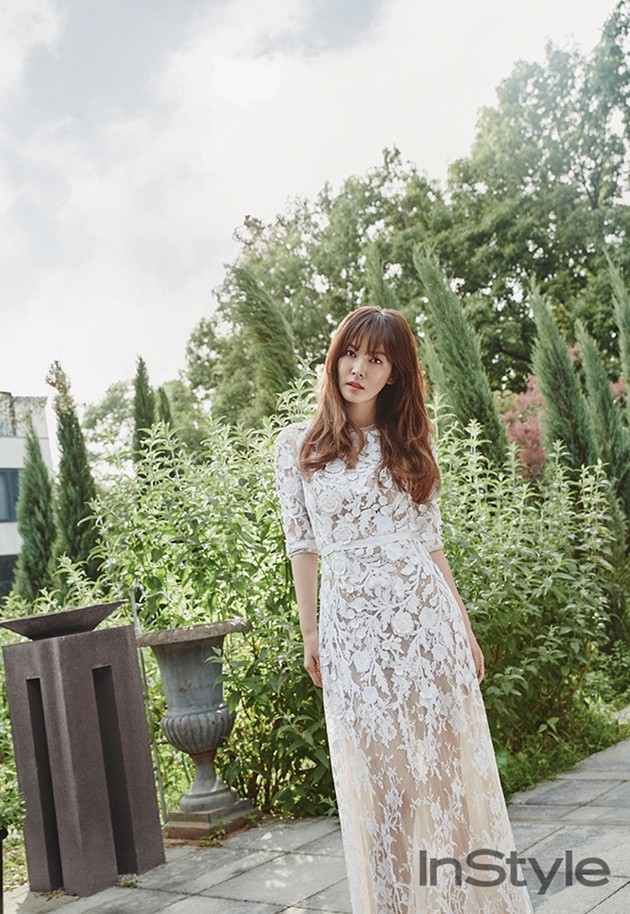 Gambar Foto Kim So Yeon di Majalah InStyle Edisi Juli 2015