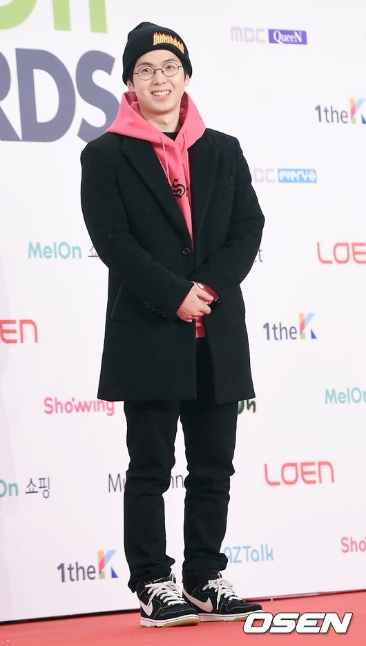 Gambar Foto Mad Clown di Red Carpet Melon Music Awards 2015