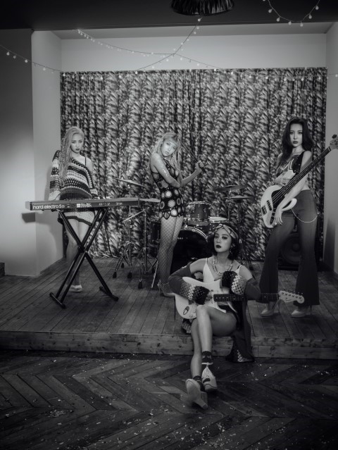 Gambar Foto Wonder Girls Photoshoot Single 'Why So Lonely'