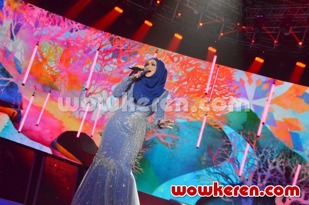 Gambar Foto Penampilan Cantik Siti Nurhaliza di Acara HUT Indosiar ke-22