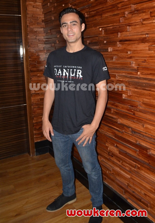 Foto Indra Brotolaras Di Konferensi Pers Film Danur Raih Penghargaan Muri Sebagai Film Horor Indonesia Tercepat Meraih Sejuta Penonton Foto 2 Dari 31