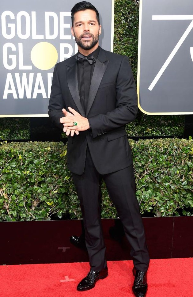 Gambar Foto Lama tak ada kabarnya, Ricky Martin kabarnya ikut menghibur di Golden Globe Awards 2018.