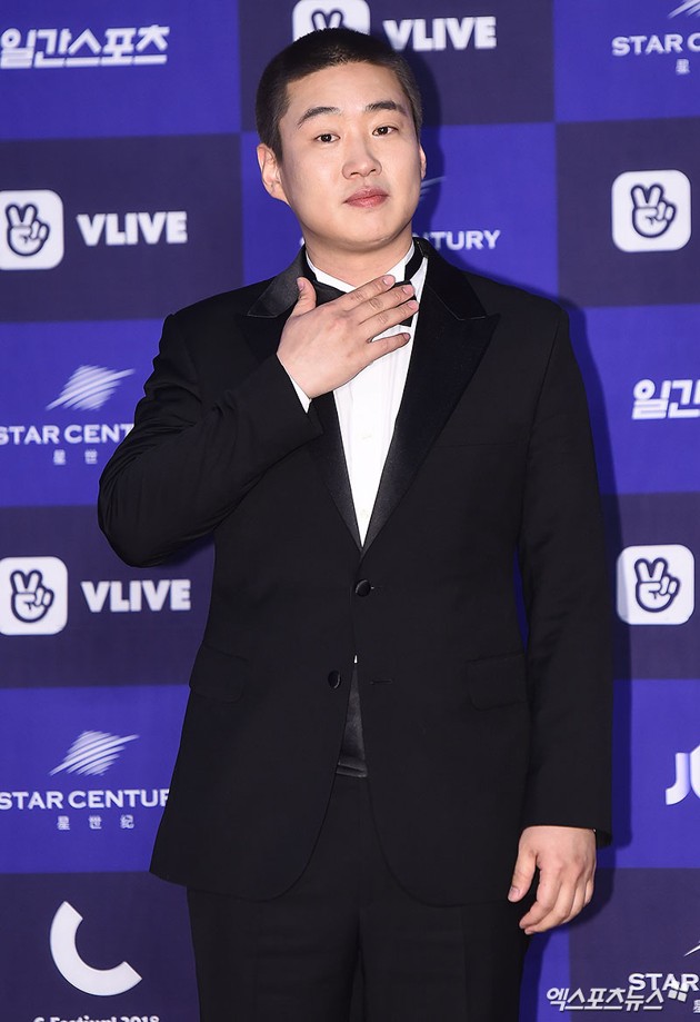 Gambar Foto Ahn Jae Hong datang sebagai nominasi peraih Best Supporting Actor TV di Baesang Art Awards 2018.