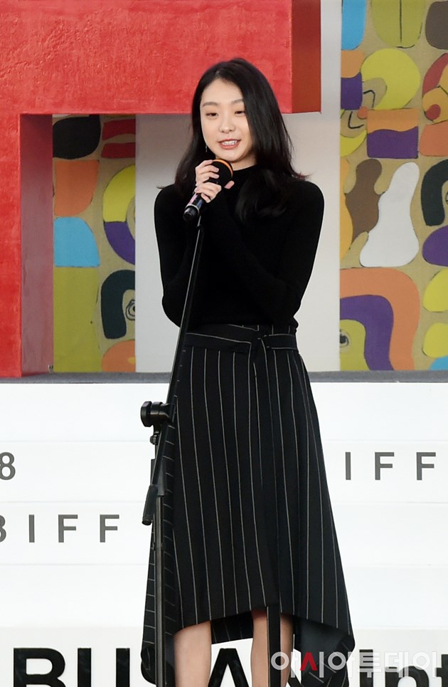 Gambar Foto Kim Da Mi saat hadiri jumpa pers film 'The Witch : Part 1. The Subversion' di BIFF 2018.