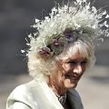 Istri Pangeran Charles, Camilla, tersenyum saat tiba di Gereja Canongate Kirk, Edinburgh, Skotlandia