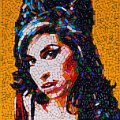 Gambar Amy Winehouse terbuat dari 5.000 pil