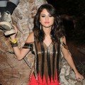 Selena Gomez tampil cantik di video musik terbaru