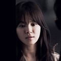 Song Hye Kyo di tengah syuting iklan untuk produk sebuah merek Smartphone
