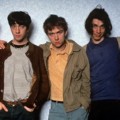 Foto Blur Band Rock Alternatif dari Inggris - Foto 2 dari 20